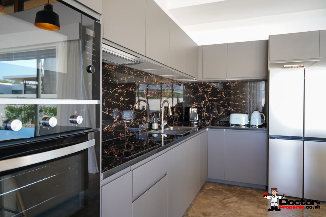 New 3 Bedroom Pool Villa in Bang Rak, Koh Samui – For Sale